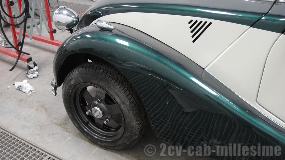 2 cv cabriolet millesime Hubert Heurtin