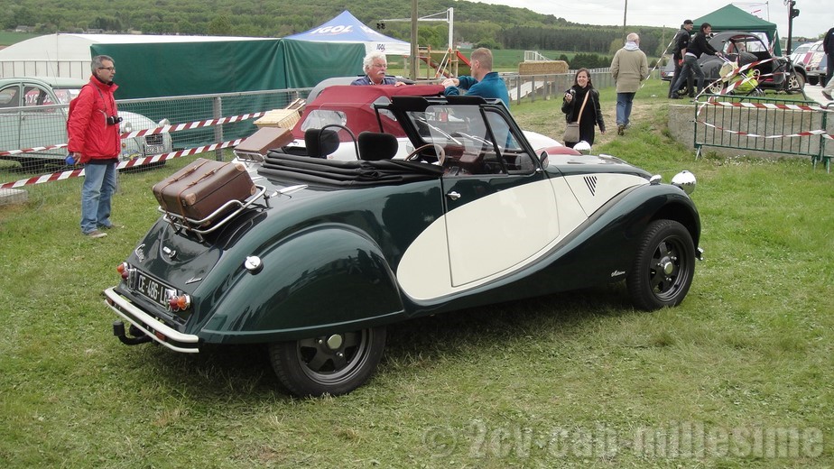 2 cv cabriolet millesime 20ème rencontre des 2 cv clubs de france Lavaré 2013