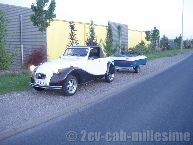2 cv cabriolet millesime 19ème rencontre des 2 cv clubs de france chateaubriant 2012