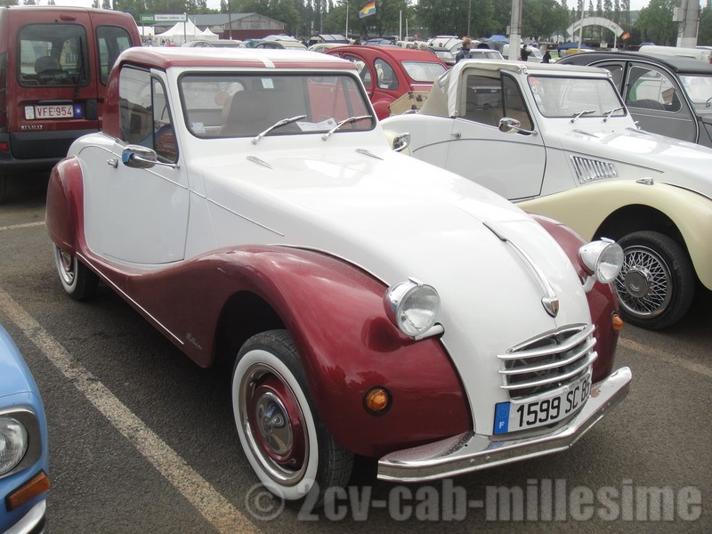 2 cv cabriolet millesime 19ème rencontre des 2 cv clubs de france chateaubriant 2012