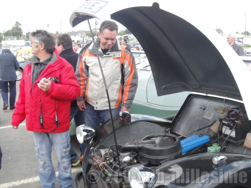 2 cv cabriolet millesime 19ème rencontre des 2 cv clubs de france chateaubriant 2012