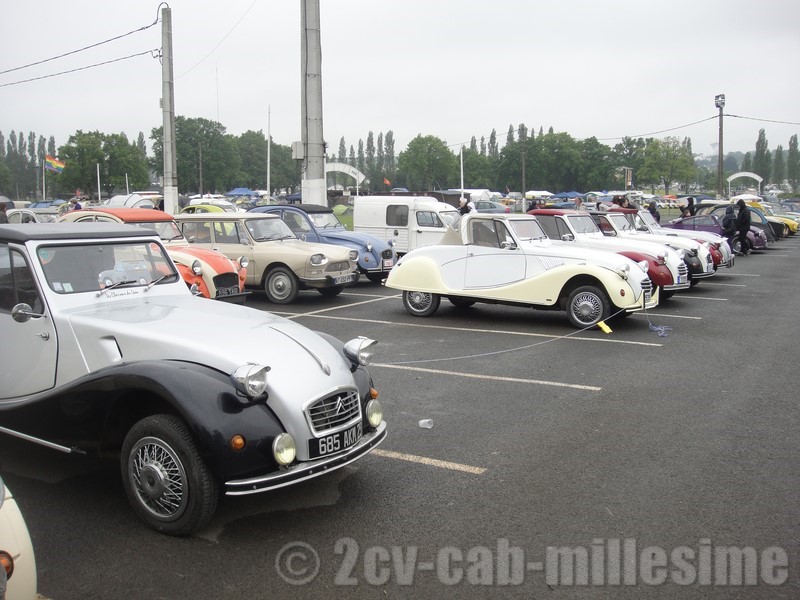 2 cv cabriolet millesime 19ème rencontre des 2 cv clubs de france chateaubriant 2012