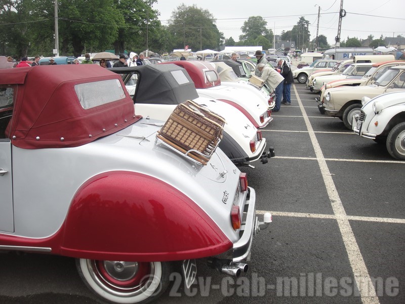 2 cv cabriolet millesime 19ème rencontre des 2 cv clubs de france chateaubriant 2012