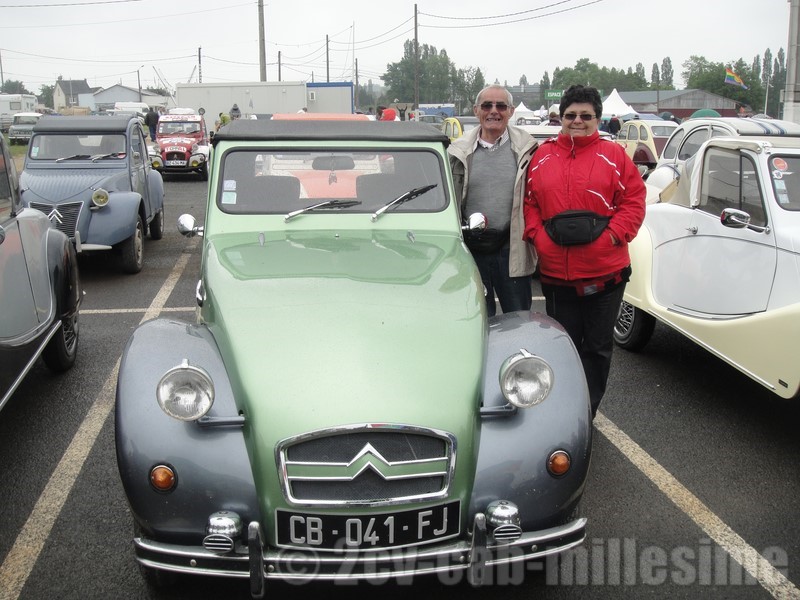 2 cv cabriolet millesime 19ème rencontre des 2 cv clubs de france chateaubriant 2012