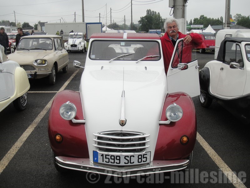 2 cv cabriolet millesime 19ème rencontre des 2 cv clubs de france chateaubriant 2012